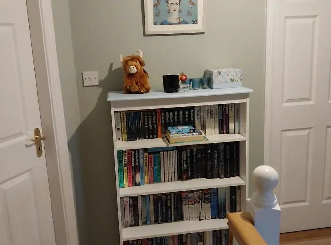 1 Cartrun Breac N39d7h6 Opposite Rugby Club - The Yellow Door * Longford