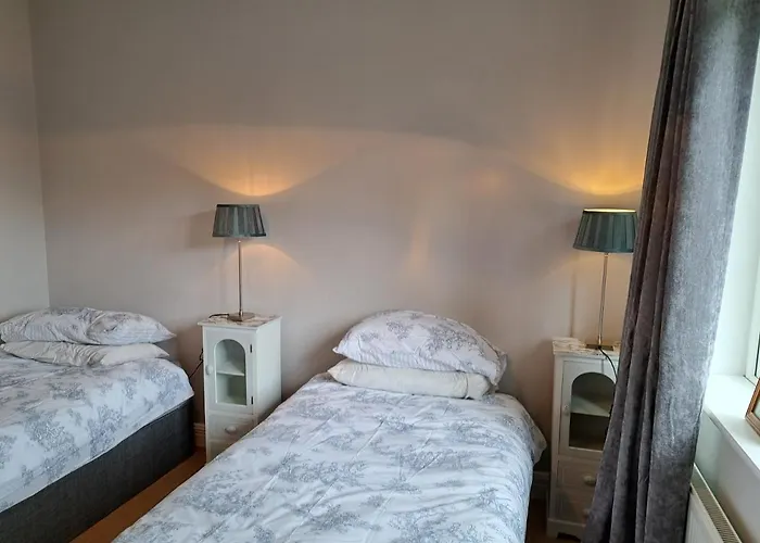 Alojamento de Acomodação e Pequeno-almoço 1 Cartrun Breac N39d7h6 Opposite Rugby Club - The Yellow Door *