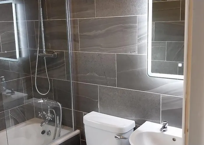 Alojamento de Acomodação e Pequeno-almoço 1 Cartrun Breac N39d7h6 Opposite Rugby Club - The Yellow Door Longford